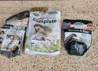 Hedgehog/hamster food