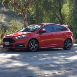 2016 Ford Focus ST
