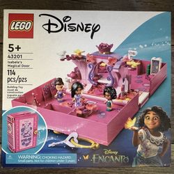 LEGO 43201 - Disney’s Isabela’s Magical Door