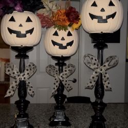 Halloween Decor Indoor And Outdoor! 