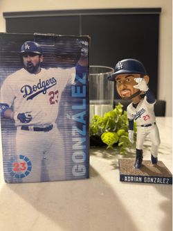 LOS ANGELES DODGERS BOBBLEHEADS!!