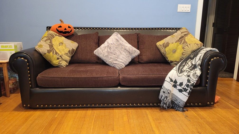 Leather/Fabric Sofa