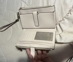 Michael Kors Kenly Tote Bag & Wallet for Sale in El Paso, TX - OfferUp