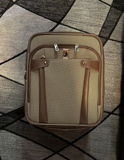 London Fog Roll Carry On OPEN TO OFFERS