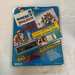 Where's Waldo? 110 Signature Camera By REMCO Toys - 1990 - Rare