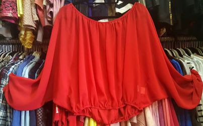 Papaya Red summer tops Size S