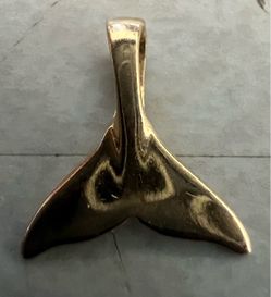 Dolphin tall