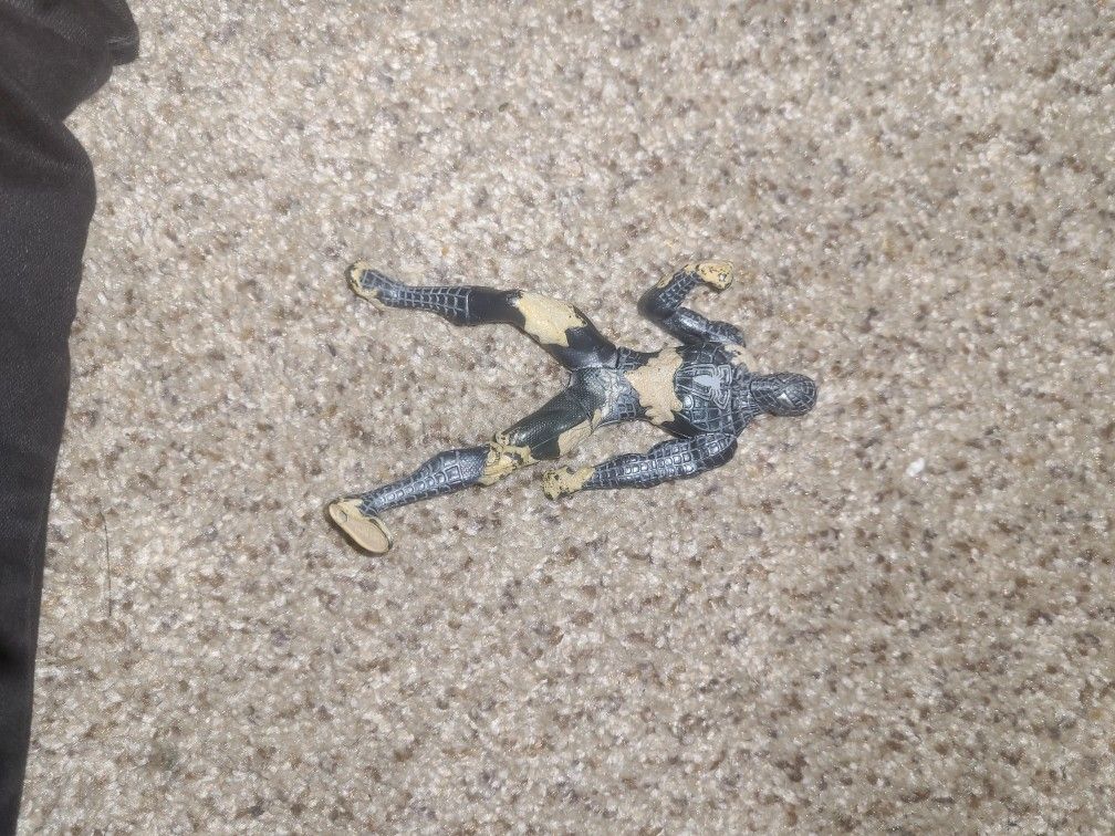 Marvel Black Suit SPIDER-MAN 3 Action Figure w Super Kick Action Hasbro 2006