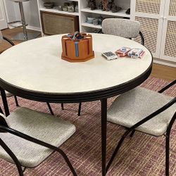 Retro Mcm Table And Chairs