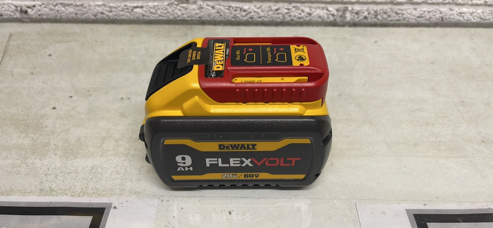DEWALT FLEXVOLT 20 Volt/60 Volt MAX Lithium Ion Battery