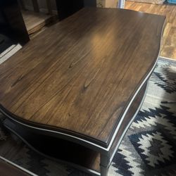 Living Room Table With 2 End tables