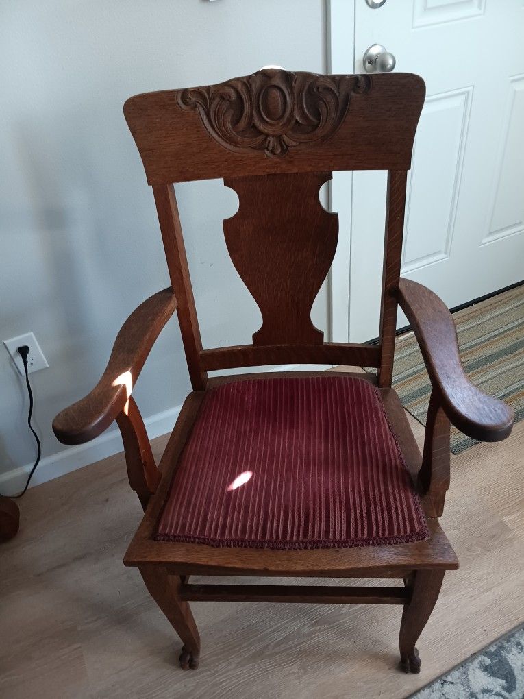Oak Chair 