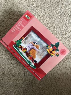LEGO 40702 Limited Edition Building Toy Christmas Picture Frame 209pcs New
