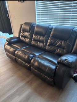 Black manual recliner couches