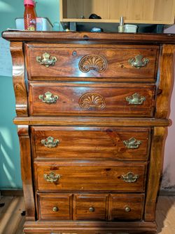 Clothing dresser