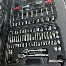 Socket Wrench Set 