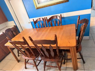 Table and chairs 6 seater