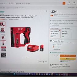 Milwaukee M12 3/4 Crown Stapler