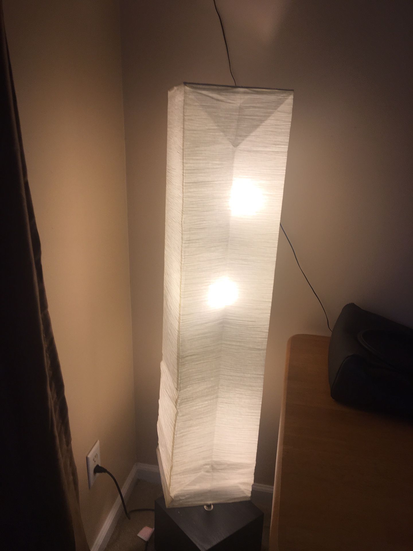 Floor lamp - will take $15 if purchased today
