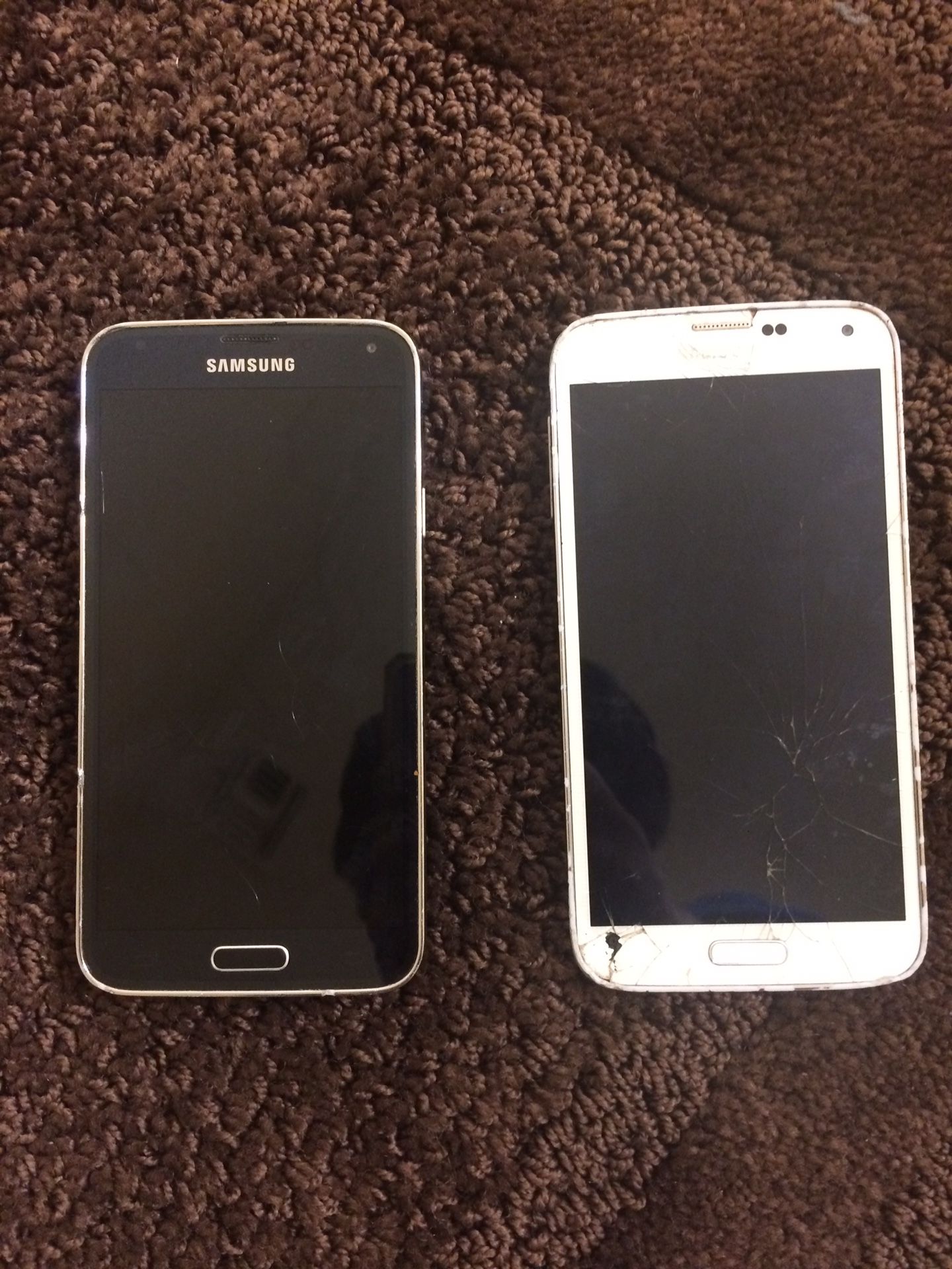 2 Samsung galaxy s5 (unlocked)