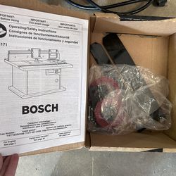 Bench top Router- Bosch RA1171