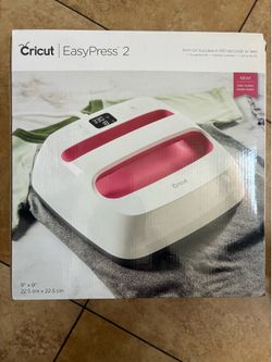 Cricut EasyPress 2 Heat Press Machine For T Shirts and HTV Vinyl Projects, Raspberry - 9"x 9"  Like new condition. Cricut Easy Press Matt included.