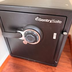 Safe box for sale!!