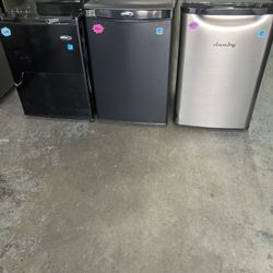 Danby Mini Fridge 