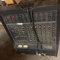 Yamaha Emx Integrated Mixer 150