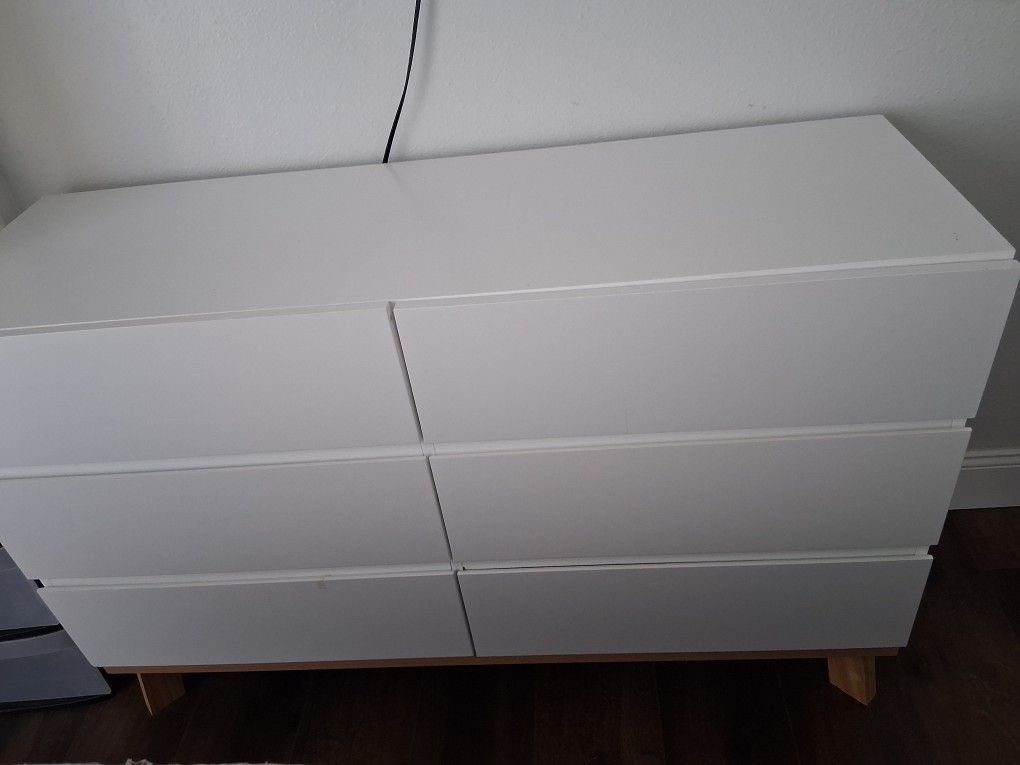 White Dresser & Queen Bedframe