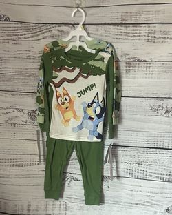NWT set of 2 Bluey pajama sets size 4t