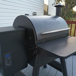 2-year-old Trigger BBQ Grill Pellets