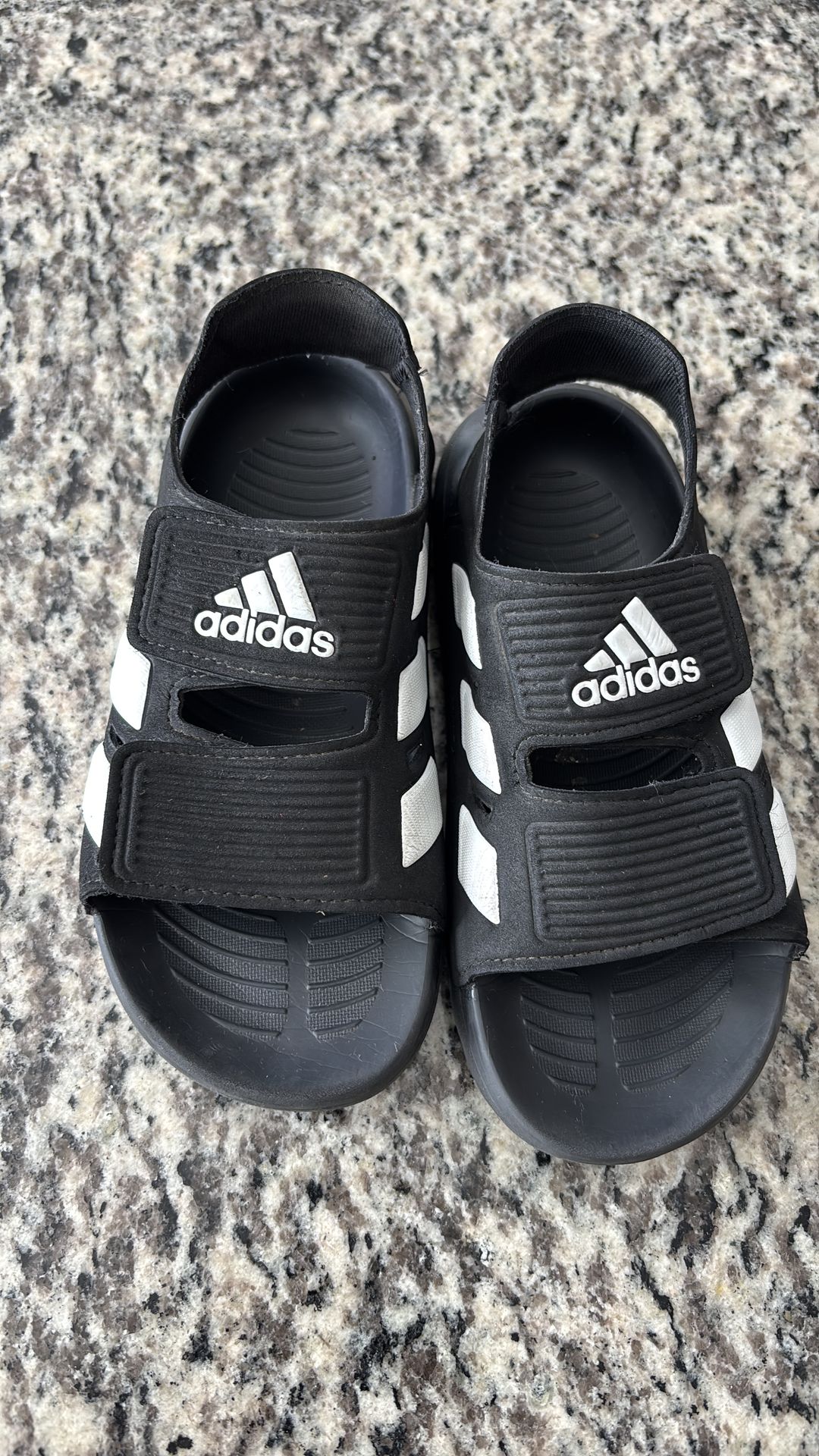 Adidas sandles toddler