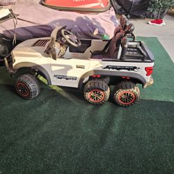 6 Wheel Power Wheel Jeep w/ Parental Remote Control