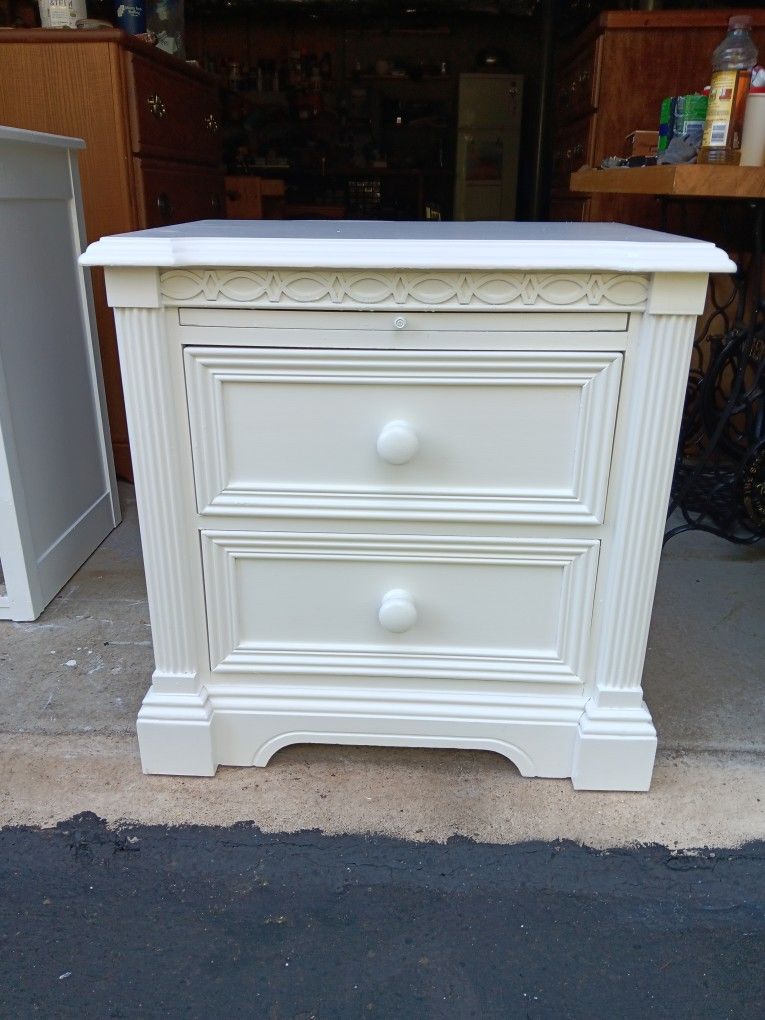 Refinished 2-Drawer Wood Side Table