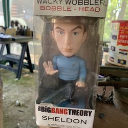  Big Bang Theory  Sheldon Star Trek Bobble Head 