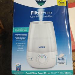 2 Vicks Filter Free Cool Mist Humidifier 
