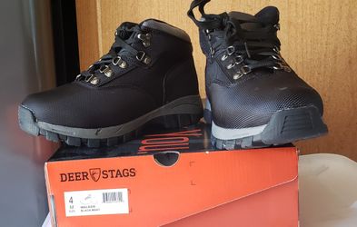 Boys size 4 Deer Stags black hiking boots