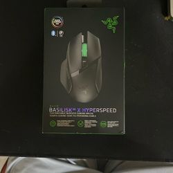 Razor Basilisk V3 X Hyperspeed 