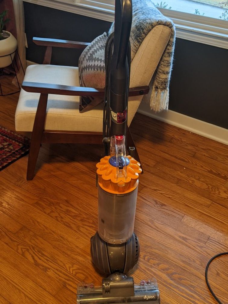 FREE- broken Dyson Vacuum