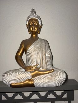 White and Gold Buddha Statue