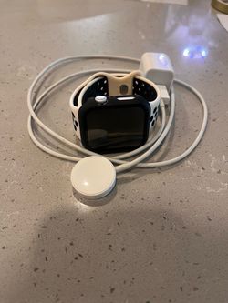 Series 5 44mm Apple Watch
