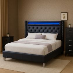 Black Queen Size Bed Frame With Mattress 