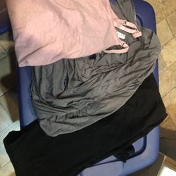 Size Med Maternity Lot Pants 2 Tops