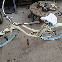 Huffy Beach Cruiser 