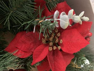 Pre-Lit Christmas Wreath 