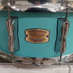 YAMAHA STAGE CUSTOM BIRCH 14 X 5.5 SNARE DRUM