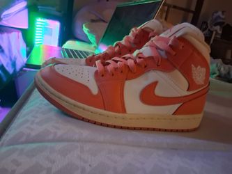 Womens Air Jordan 1 mid strawberry and cream