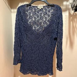 Women’s Lace Blouse