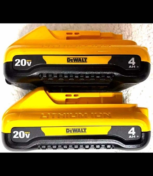 Dewalt New 4ah Battery 20v 2x $130 Nuevas
